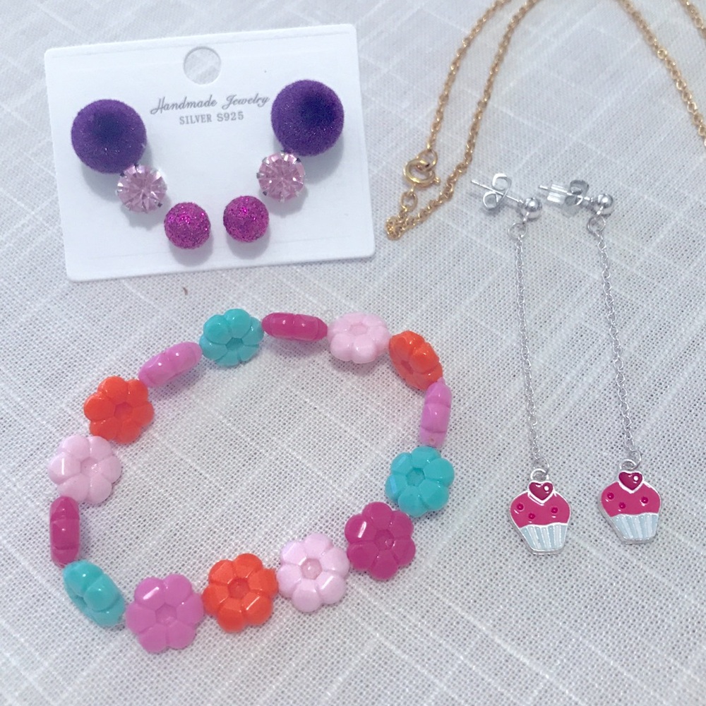 Whimsical Necklace, Bracelet, and Earrings Lot